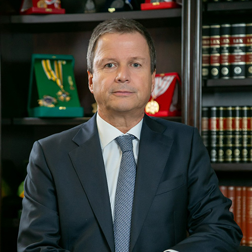 Dr.ClaudioLamachia_25_500x500